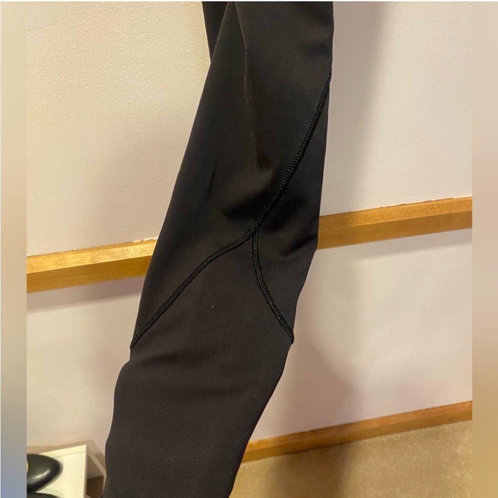Lululemon In Movement Tight 25" *Everlux - Picture 4 of 6